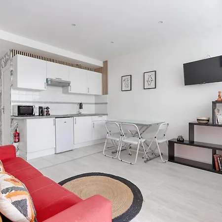Saint Fargeau Gambetta Iii Lovely 4p-1br Apartment *
